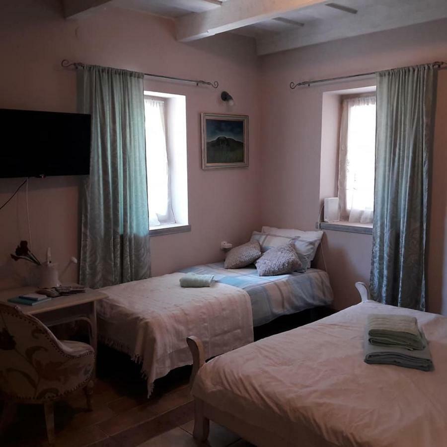 Bastya Apartman Eger Extérieur photo
